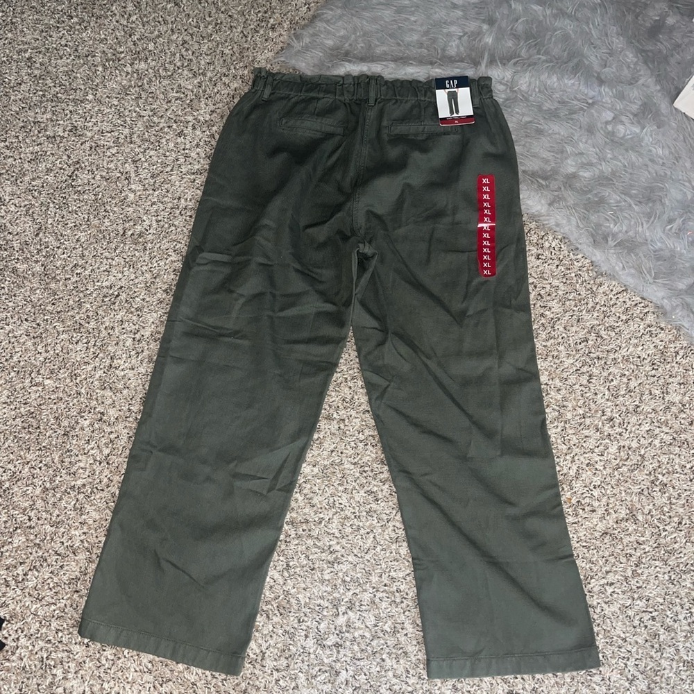 GAP Women’s Dark Olive Green Straight-Leg East Twill Pants - Picture 7 of 10